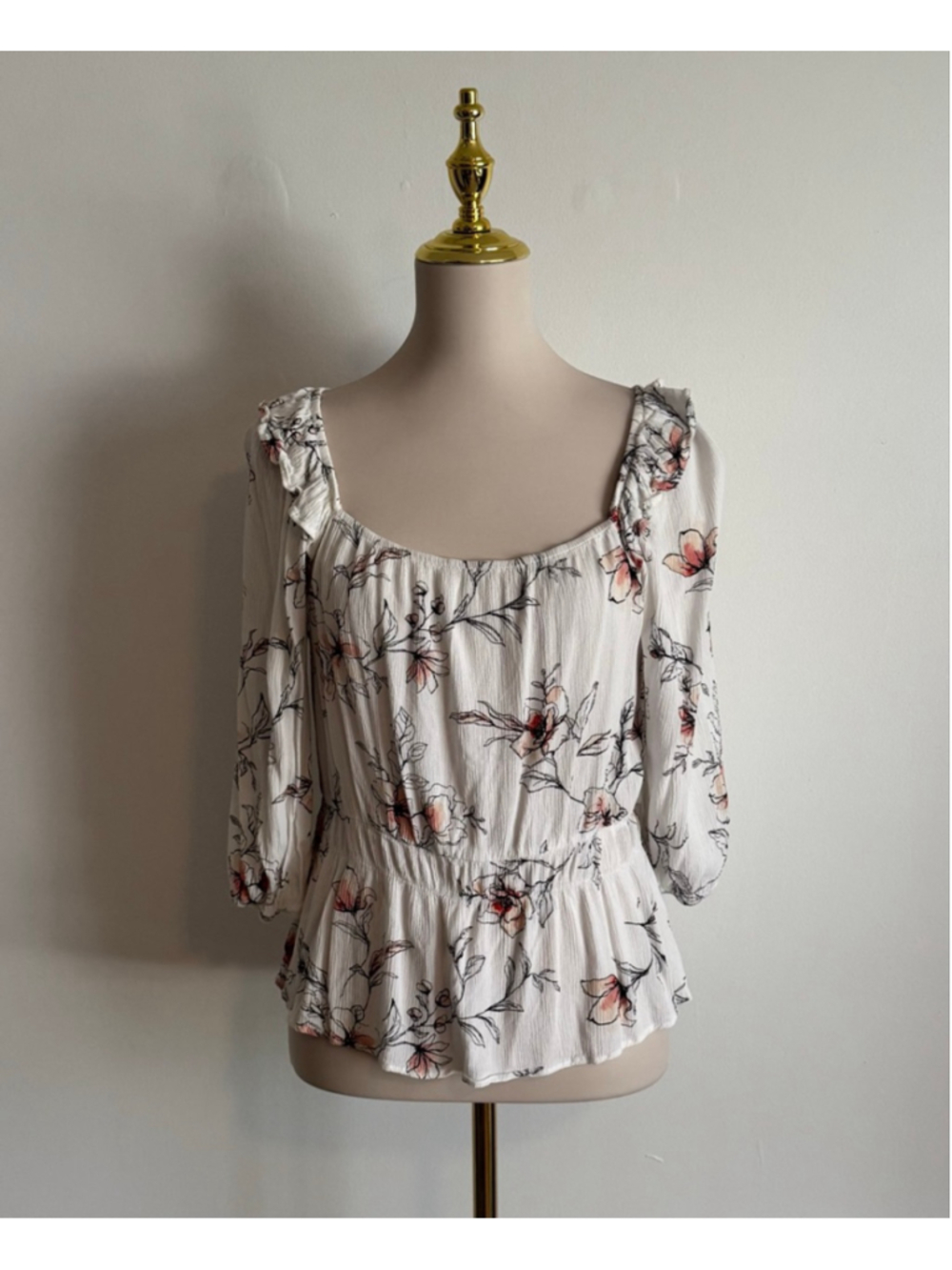 Women's AVA ROSE White Pink Floral Blouse L